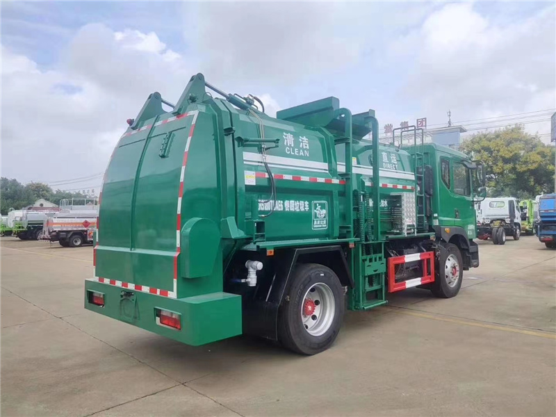 東風(fēng)10方11方餐廚垃圾車(方罐)