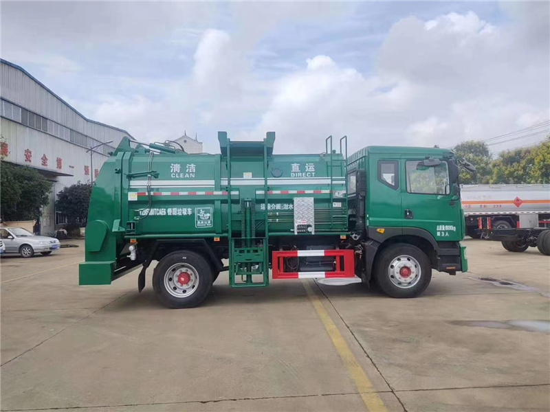 東風(fēng)10方11方餐廚垃圾車(方罐)